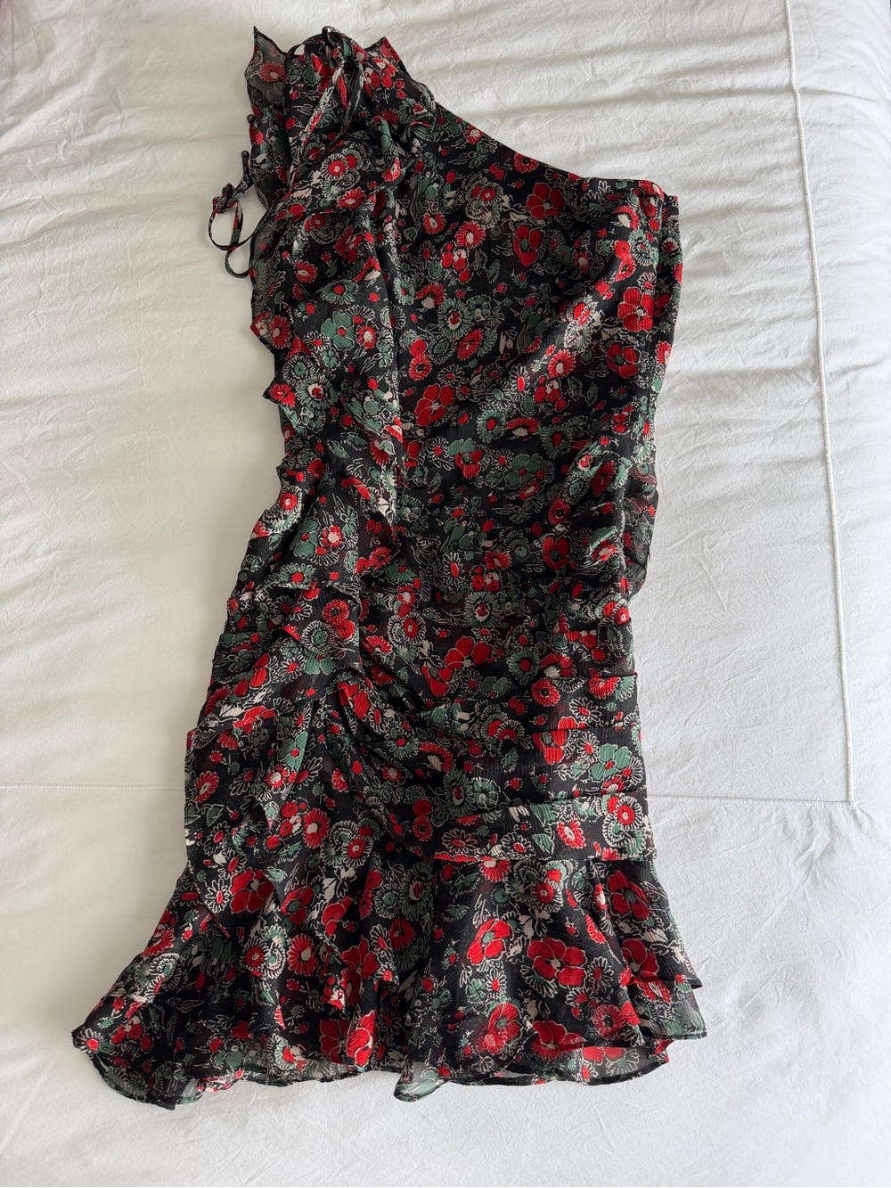 Veronica beard one-Shoulder Floral Ruffle Dress in Black and Red